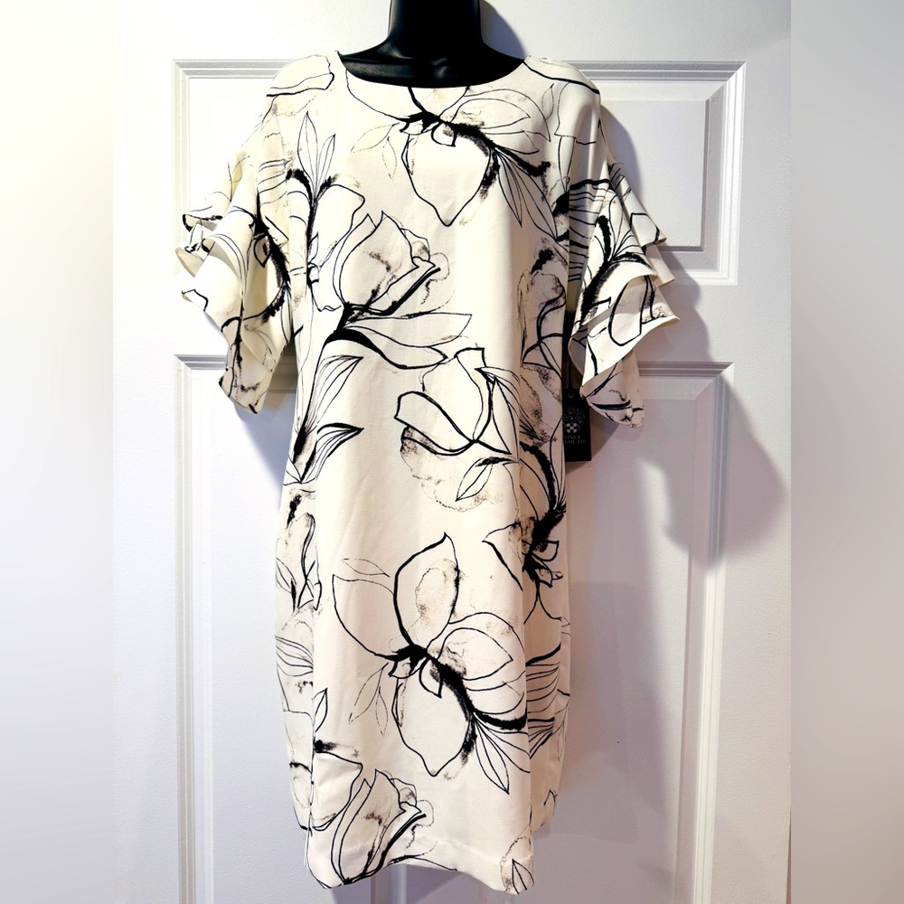 Vince Camuto White Floral Dress – NWT – Size 10